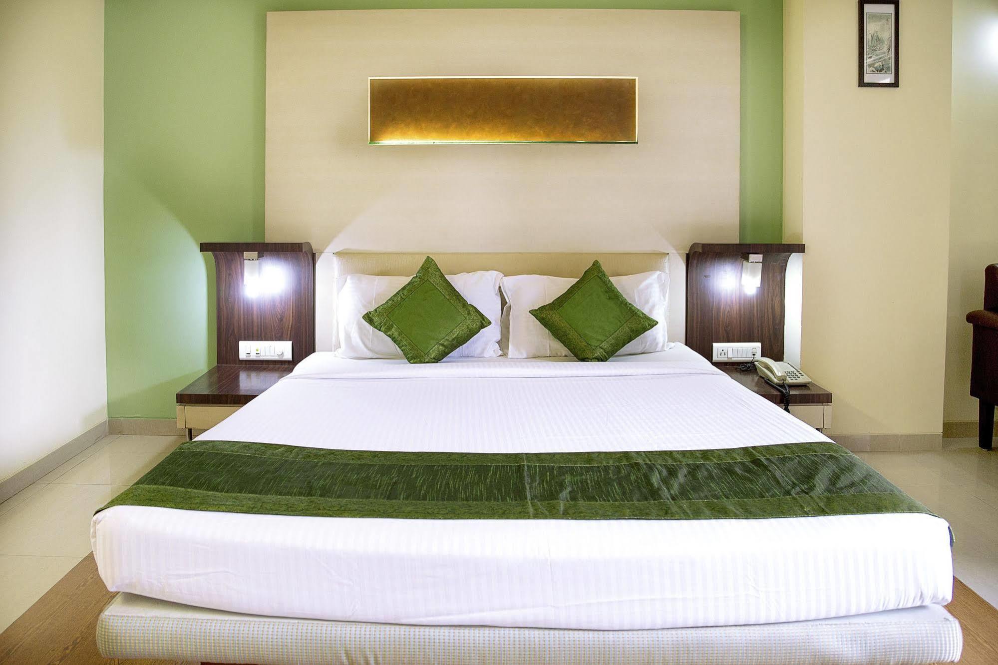 Treebo Archana Residency Thane Exterior photo